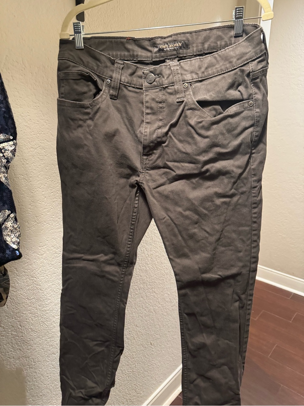 Men’s Straight Jeans in Grey - Cody James